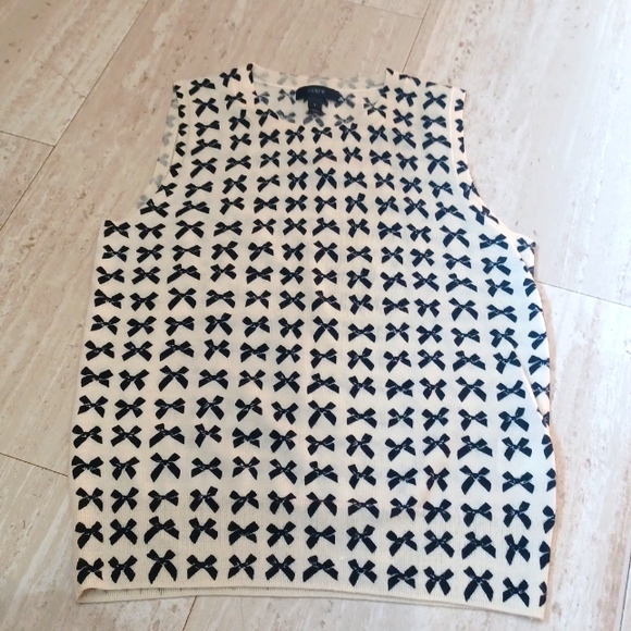 J. Crew Tops - Adorable J. Crew 100% Merino Wool Bow Tank